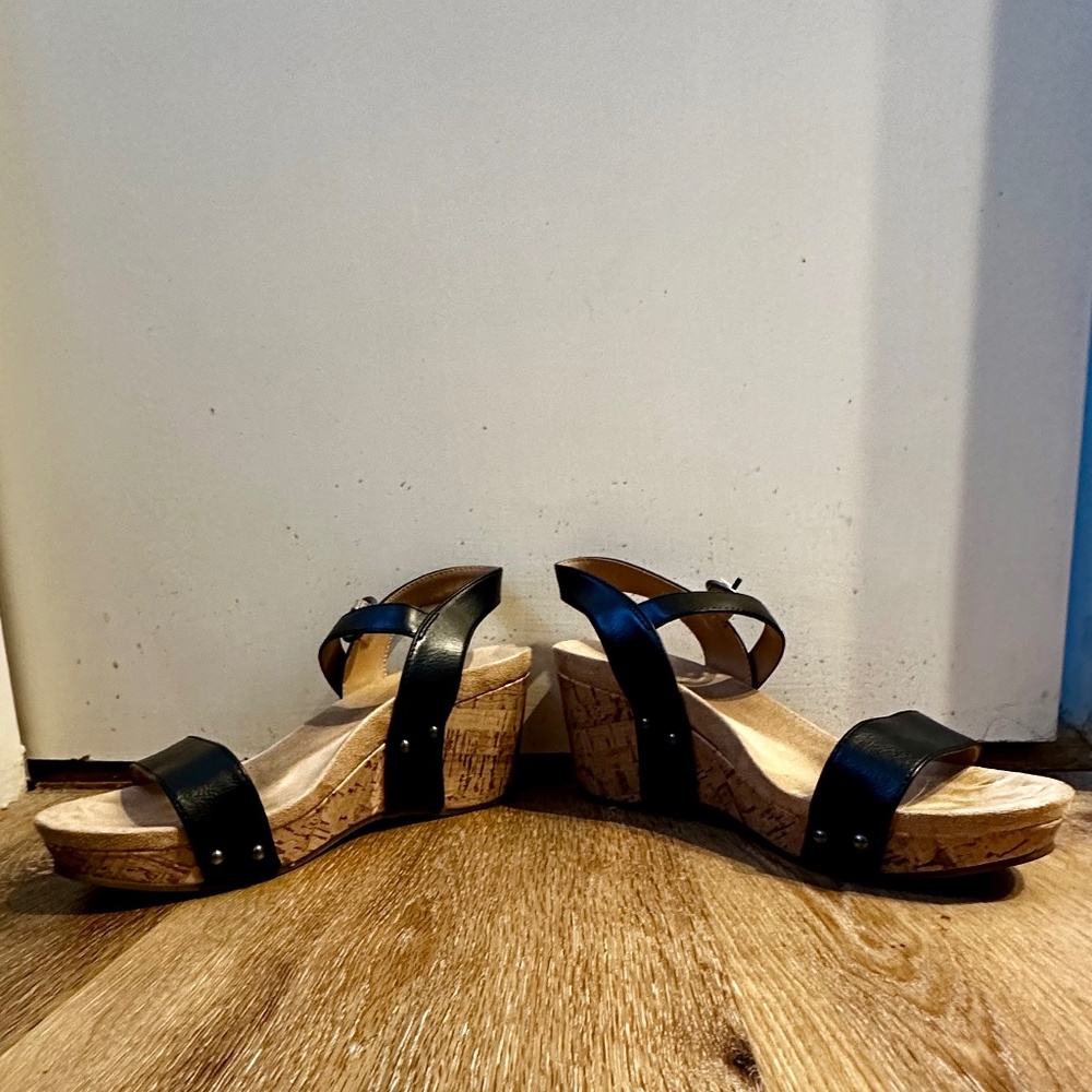 Abella Daisy Wedge Sandal - Wide Width